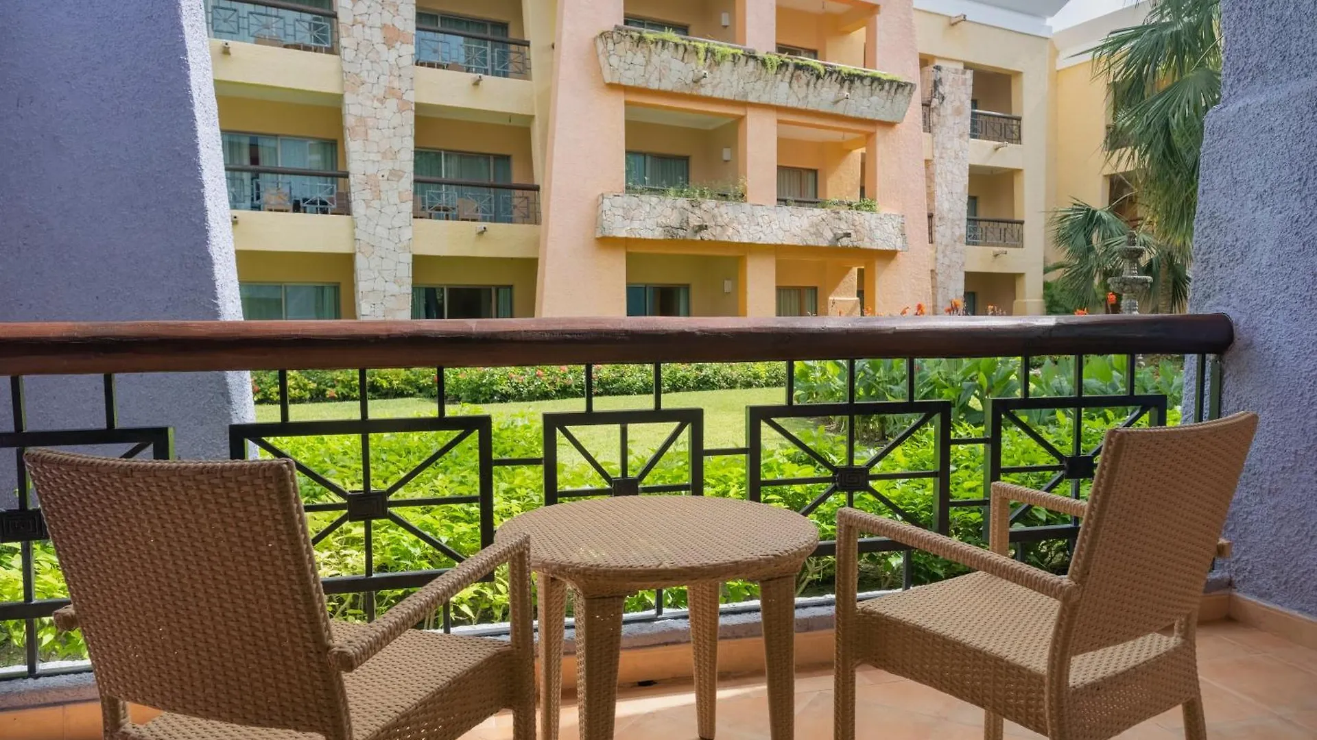 Iberostar Selection Paraiso Maya Suites Puerto Morelos Mexico